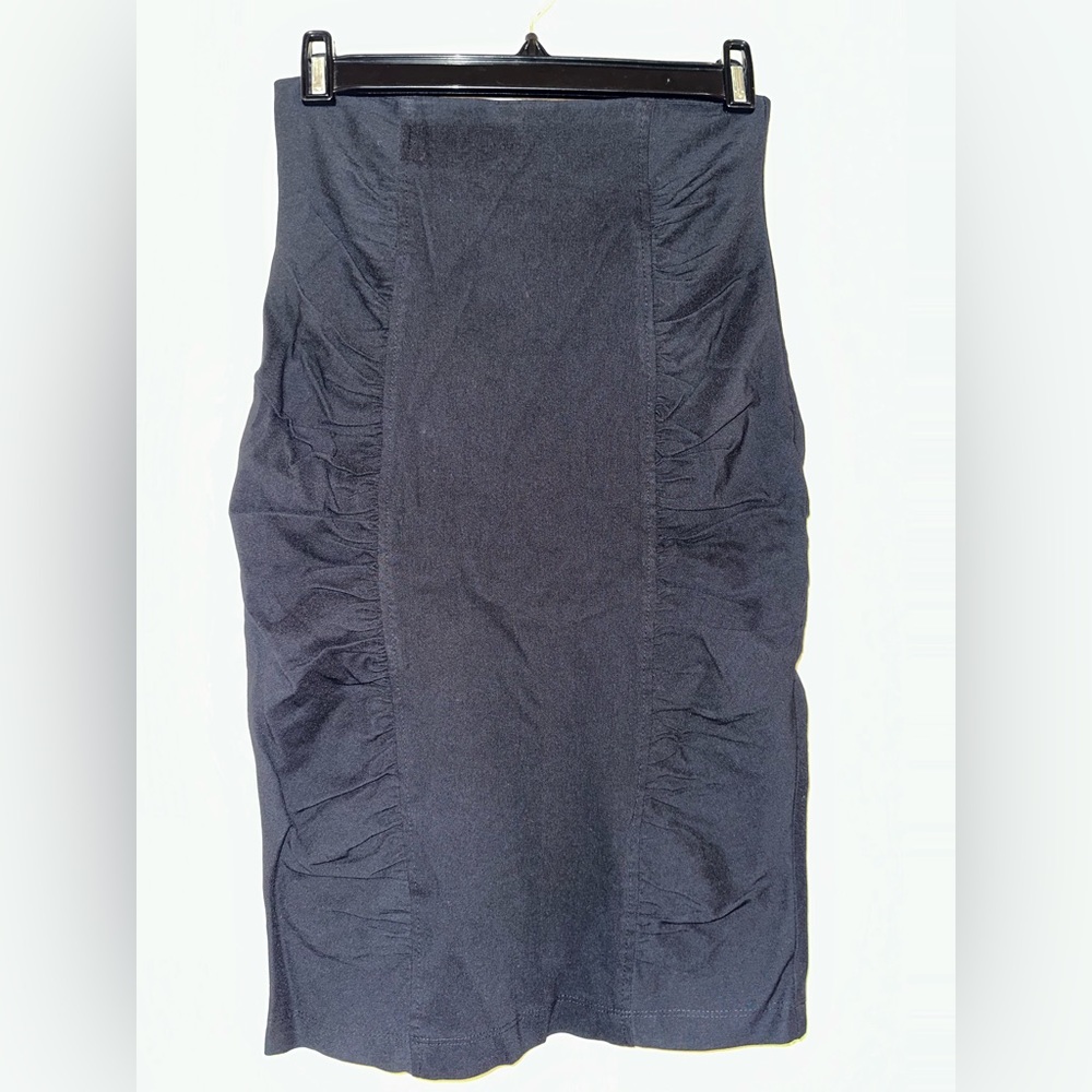 Women’s Black Cinched Pencil Skirt with back zipper & back slit